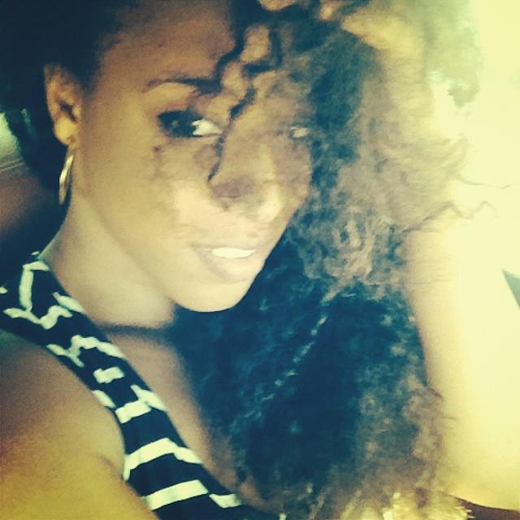 Meet your Posher, Kehindé - Picture 1 of 1